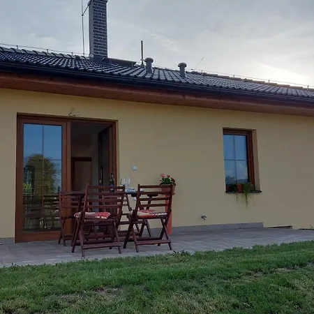House Ilona * Nová Role