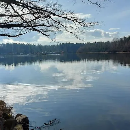 House Ilona Nyaraló Nová Role